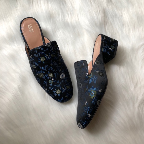 lewit Shoes - NWOT lewit embroidered mules
